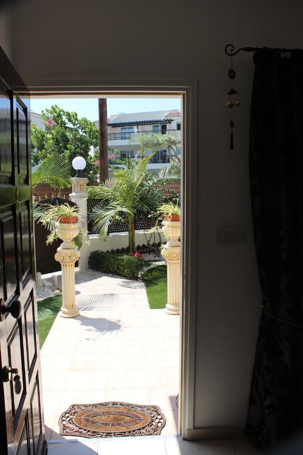 Ivoton Home Paphos Exterior photo